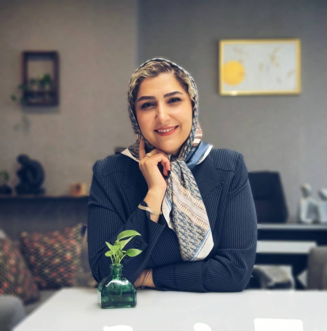 دکتر نرگس پیریایی